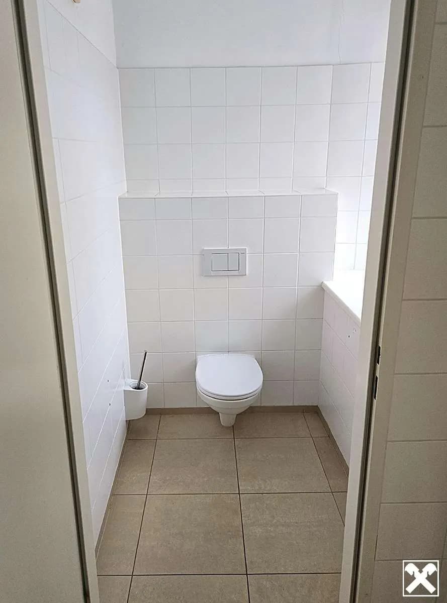 10-Zimmer-Gewerbeimmobilie mieten in Amstetten – 233 m², € 7 – Bild 14 von 26