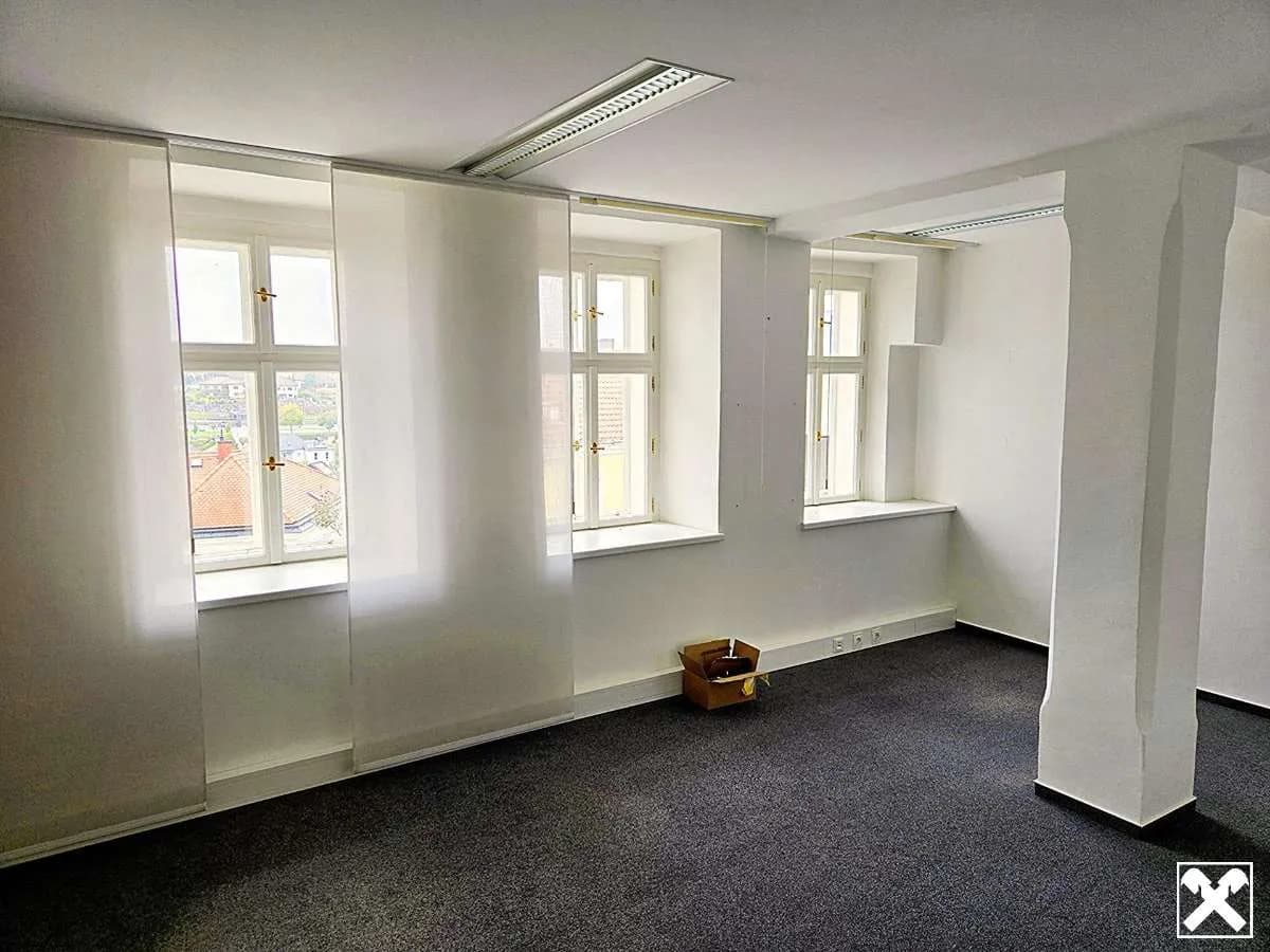 10-Zimmer-Gewerbeimmobilie mieten in Amstetten – 233 m², € 7 – Bild 19 von 26
