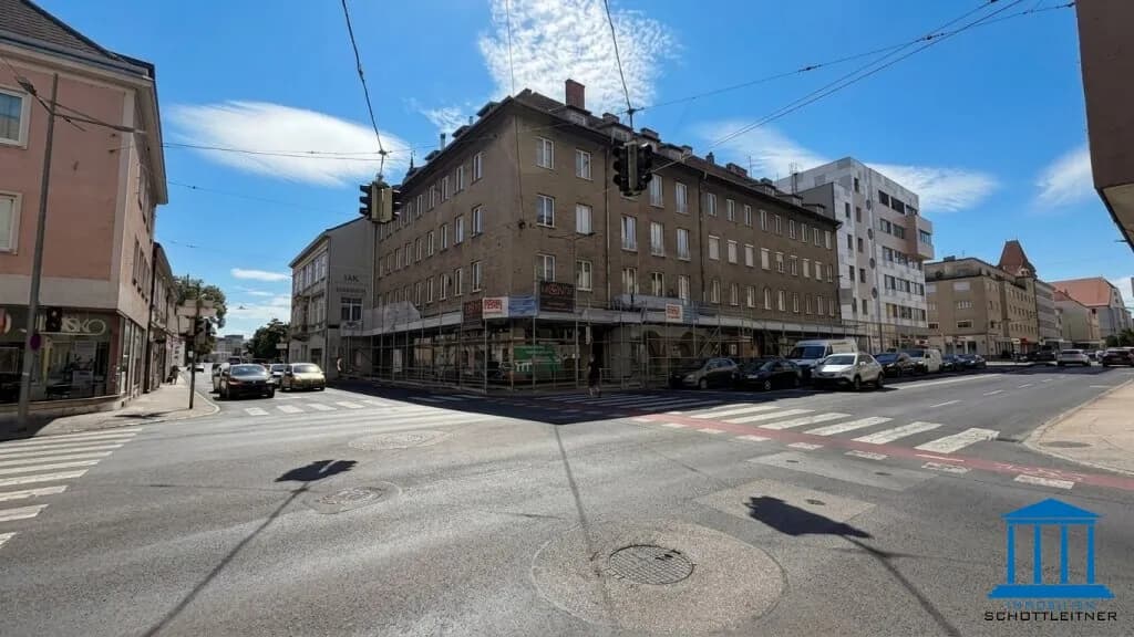 Gewerbeimmobilie mieten in Wiener Neustadt – 600 m²