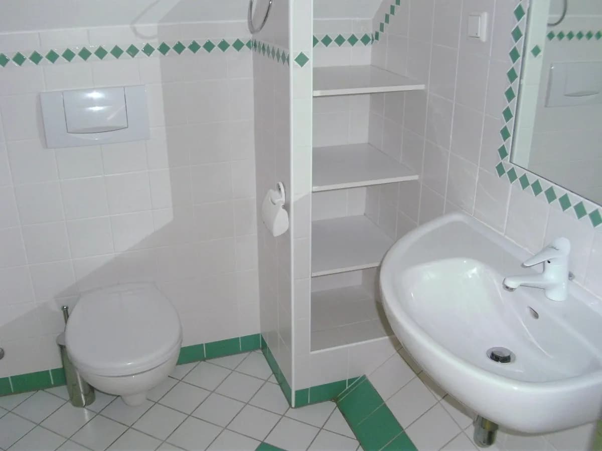 7-Zimmer-Immobilie mieten in Wien – 240 m², € 3.750 – Bild 8 von 26