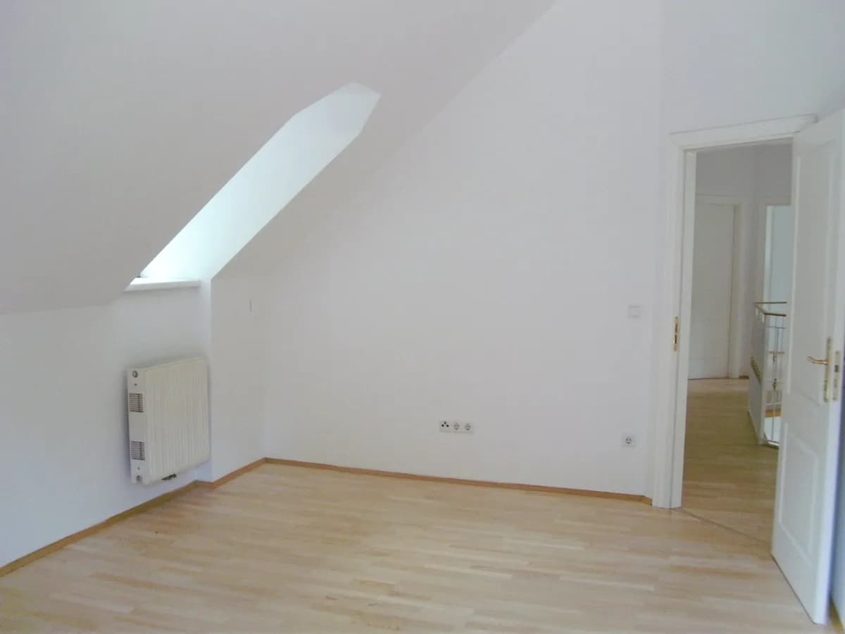 7-Zimmer-Immobilie mieten in Wien – 240 m², € 3.750 – Bild 11 von 26