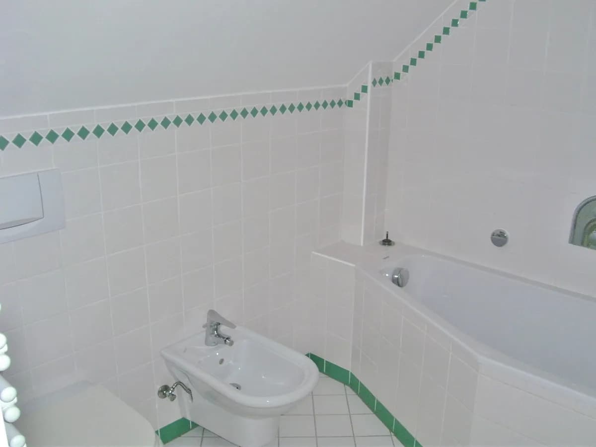 7-Zimmer-Immobilie mieten in Wien – 240 m², € 3.750 – Bild 13 von 26