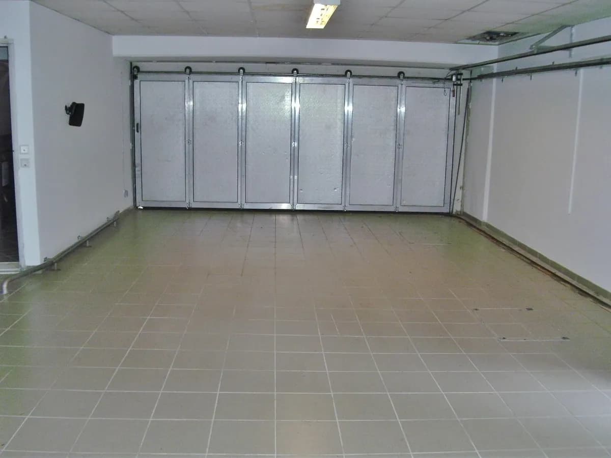 7-Zimmer-Immobilie mieten in Wien – 240 m², € 3.750 – Bild 18 von 26