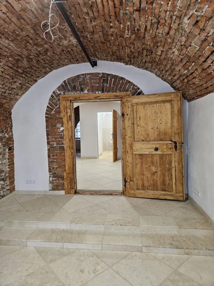 Gewerbeimmobilie mieten in Wels – 108 m², € 1.537 – Bild 1 von 10