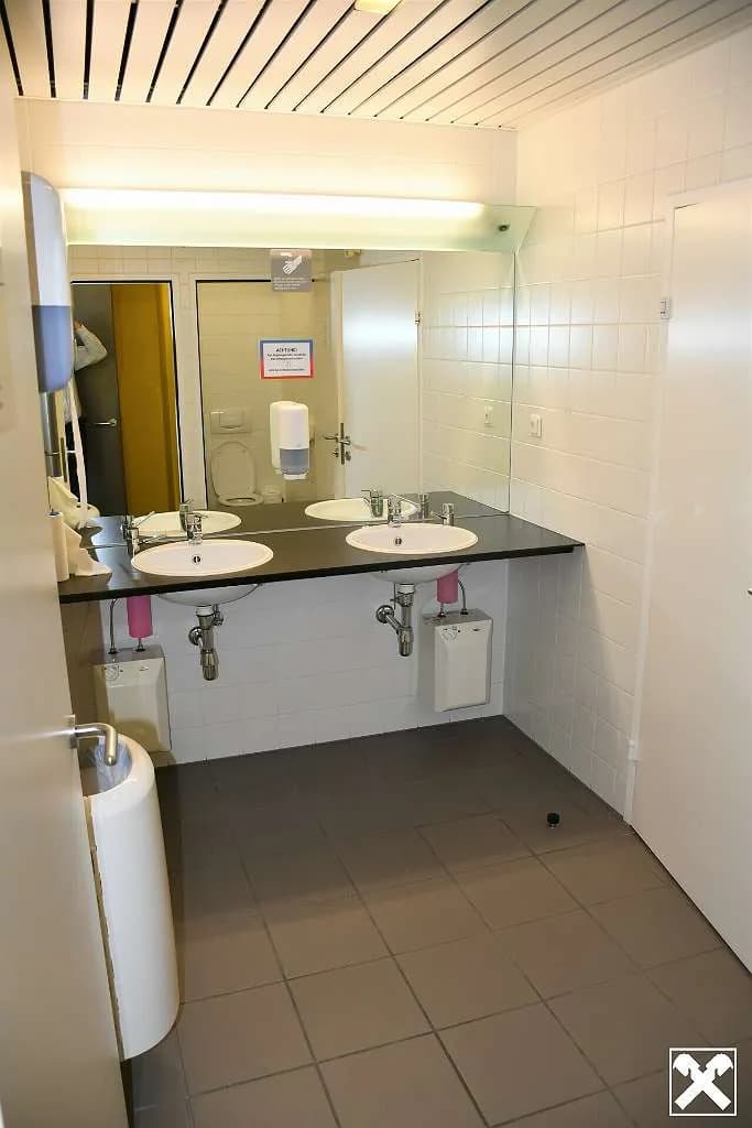 Gewerbeimmobilie mieten in Wien – 8 850 m² – Bild 20 von 25