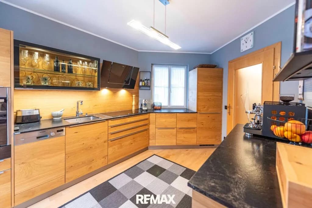 5-Zimmer-Haus kaufen in Gmunden – 231 m², € 1.490.000 – Bild 7 von 10