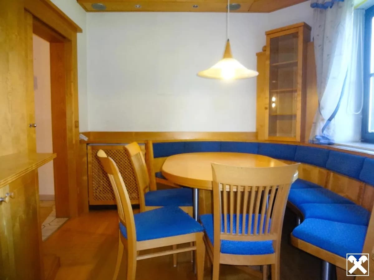 7-Zimmer-Gewerbeimmobilie kaufen in Neunkirchen – 170 m², € 329.000 – Bild 8 von 22
