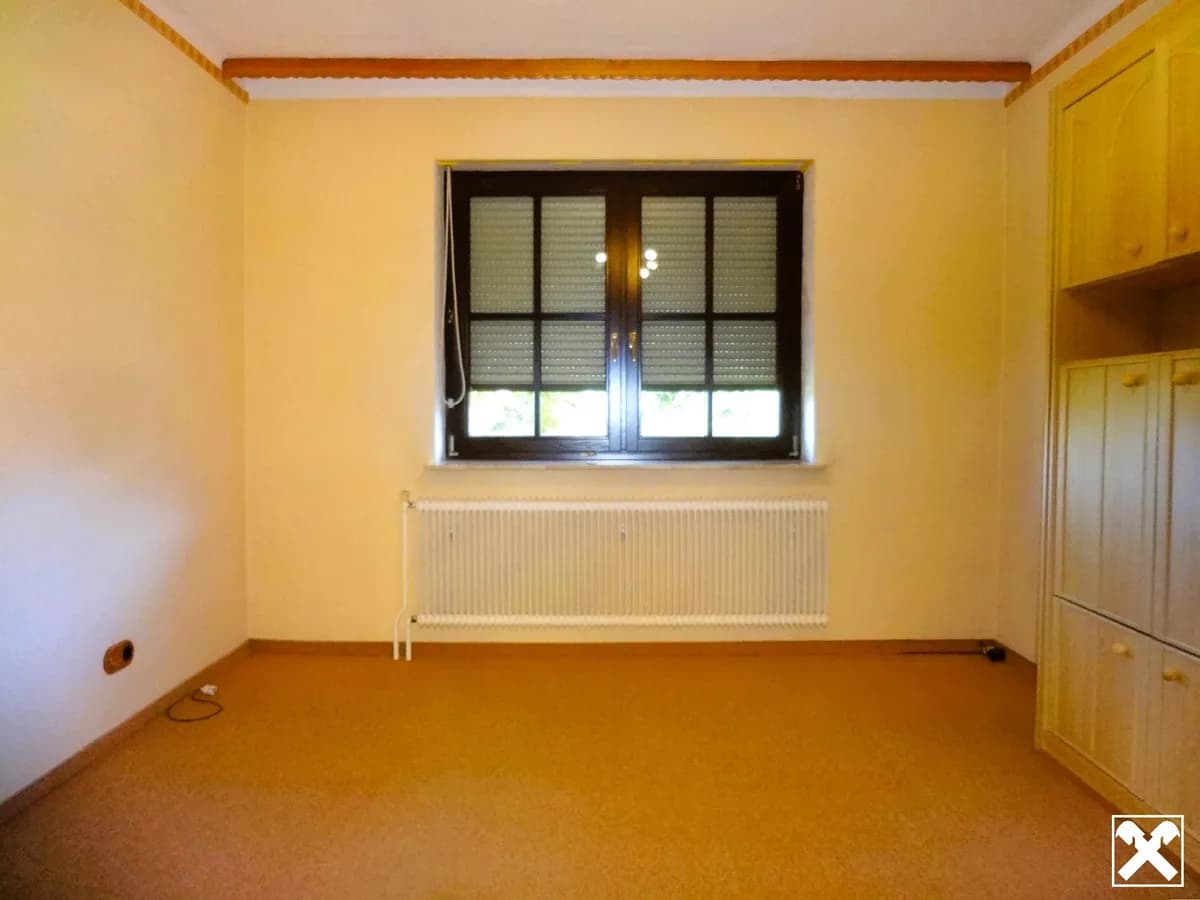 7-Zimmer-Gewerbeimmobilie kaufen in Neunkirchen – 170 m², € 329.000 – Bild 10 von 22