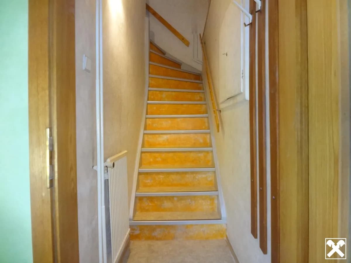 7-Zimmer-Gewerbeimmobilie kaufen in Neunkirchen – 170 m², € 329.000 – Bild 12 von 22