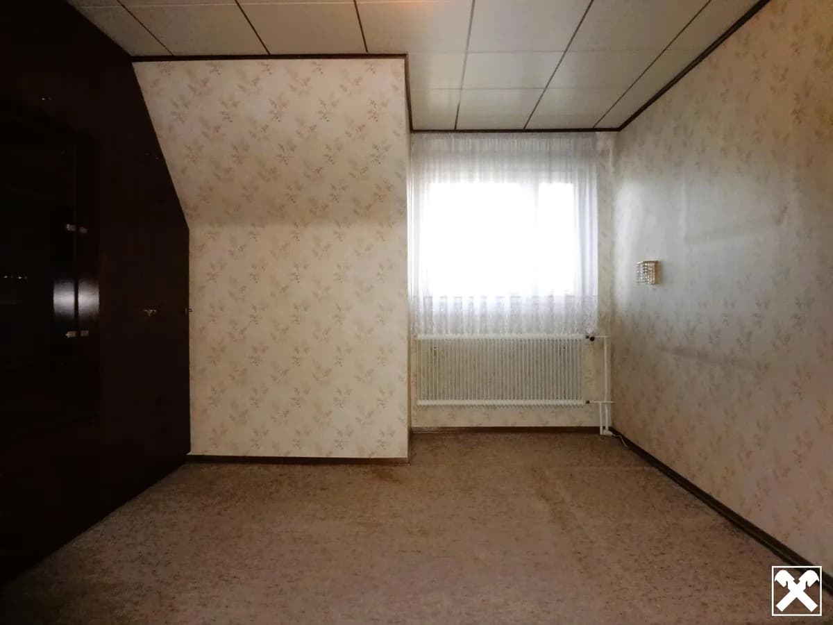 7-Zimmer-Gewerbeimmobilie kaufen in Neunkirchen – 170 m², € 329.000 – Bild 15 von 22