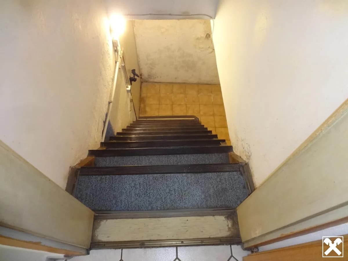 7-Zimmer-Gewerbeimmobilie kaufen in Neunkirchen – 170 m², € 329.000 – Bild 18 von 22