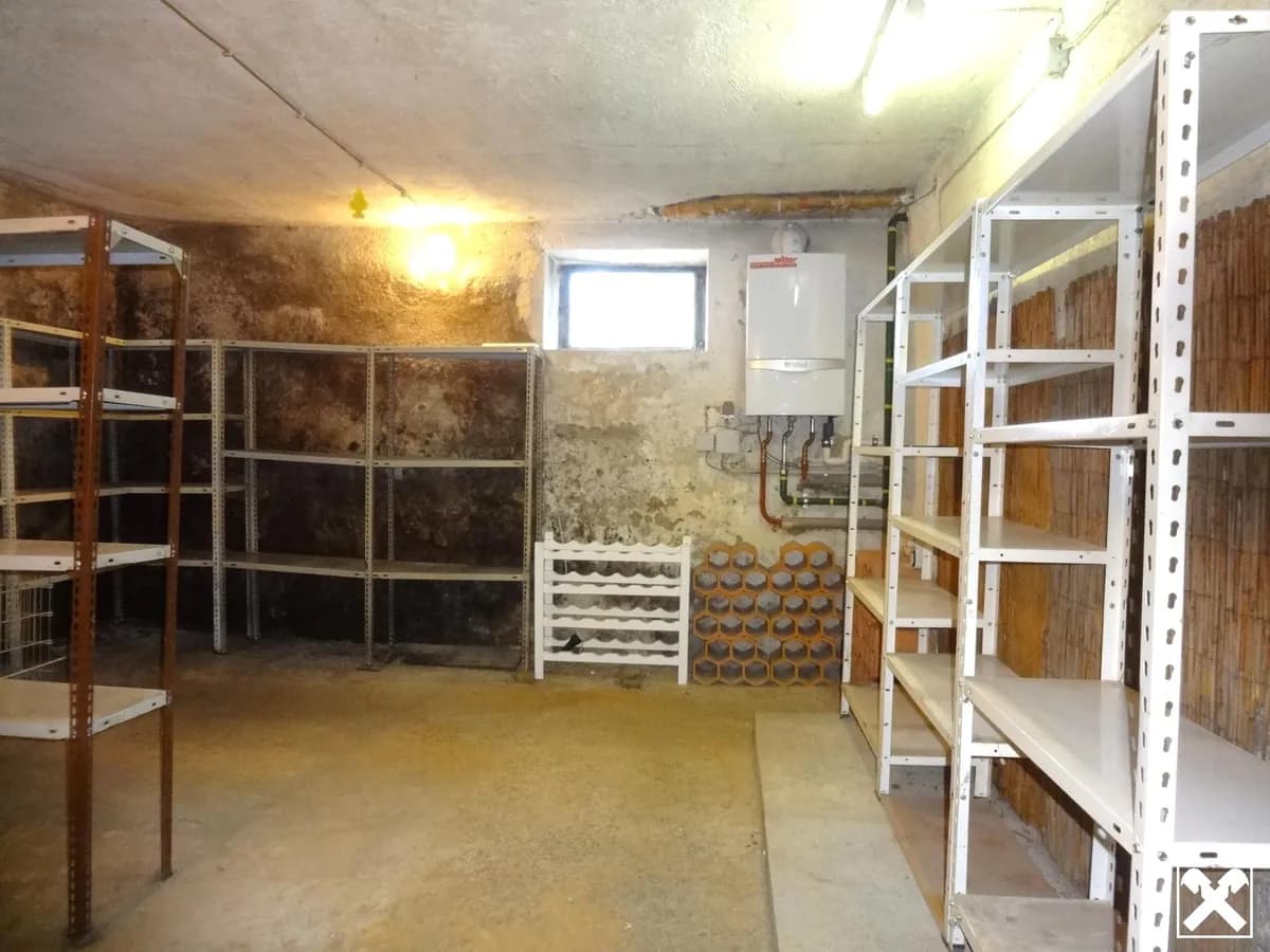 7-Zimmer-Gewerbeimmobilie kaufen in Neunkirchen – 170 m², € 329.000 – Bild 19 von 22