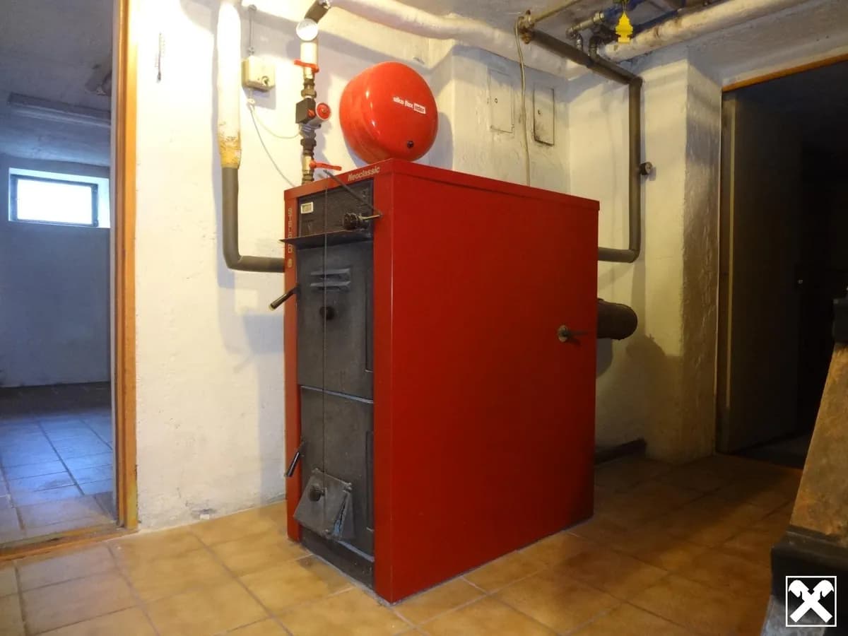 7-Zimmer-Gewerbeimmobilie kaufen in Neunkirchen – 170 m², € 329.000 – Bild 20 von 22