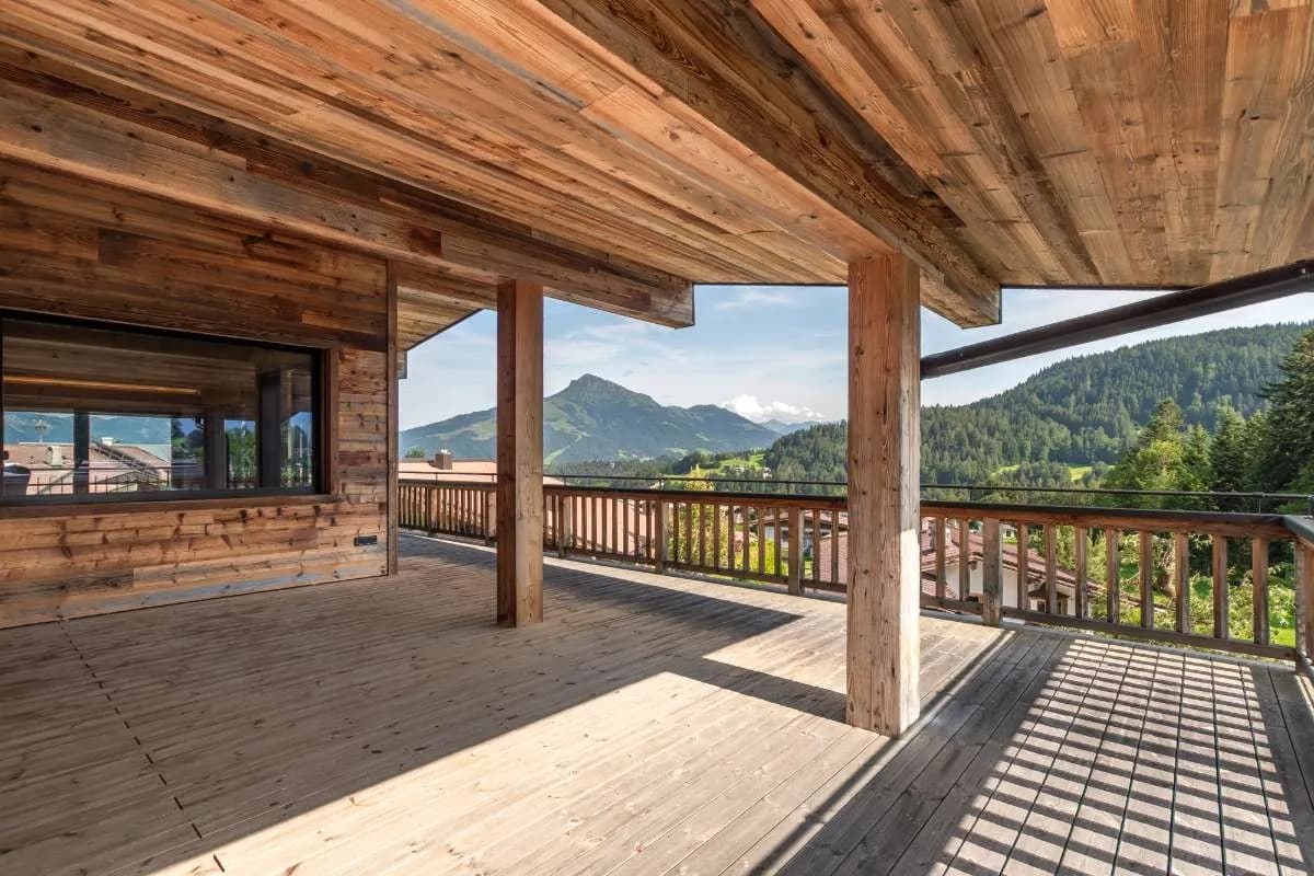 7-Zimmer-Haus mieten in Kitzbühel – 592 m², € 17.000 – Bild 3 von 14