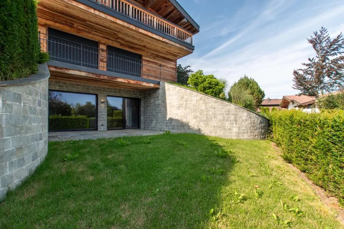 7-Zimmer-Haus mieten in Kitzbühel – 592 m², € 17.000 – Bild 5 von 14