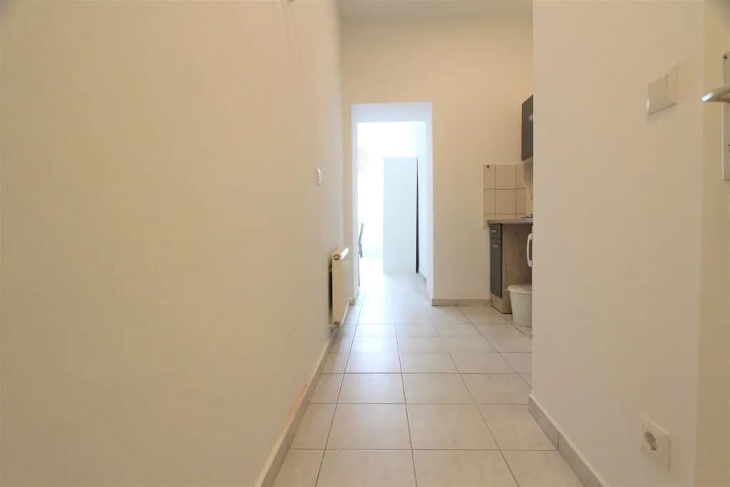1-Zimmer-Wohnung mieten in Wien – 20 m², € 800 – Bild 2 von 10