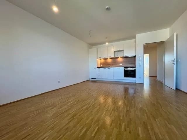 2-Zimmer-Wohnung mieten in Linz – 53,73 m², € 829 – Bild 2 von 9