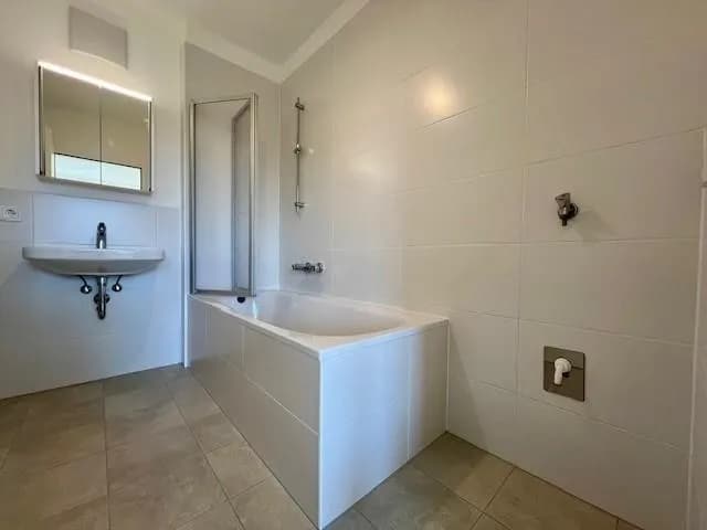 2-Zimmer-Wohnung mieten in Linz – 53,73 m², € 829 – Bild 5 von 9