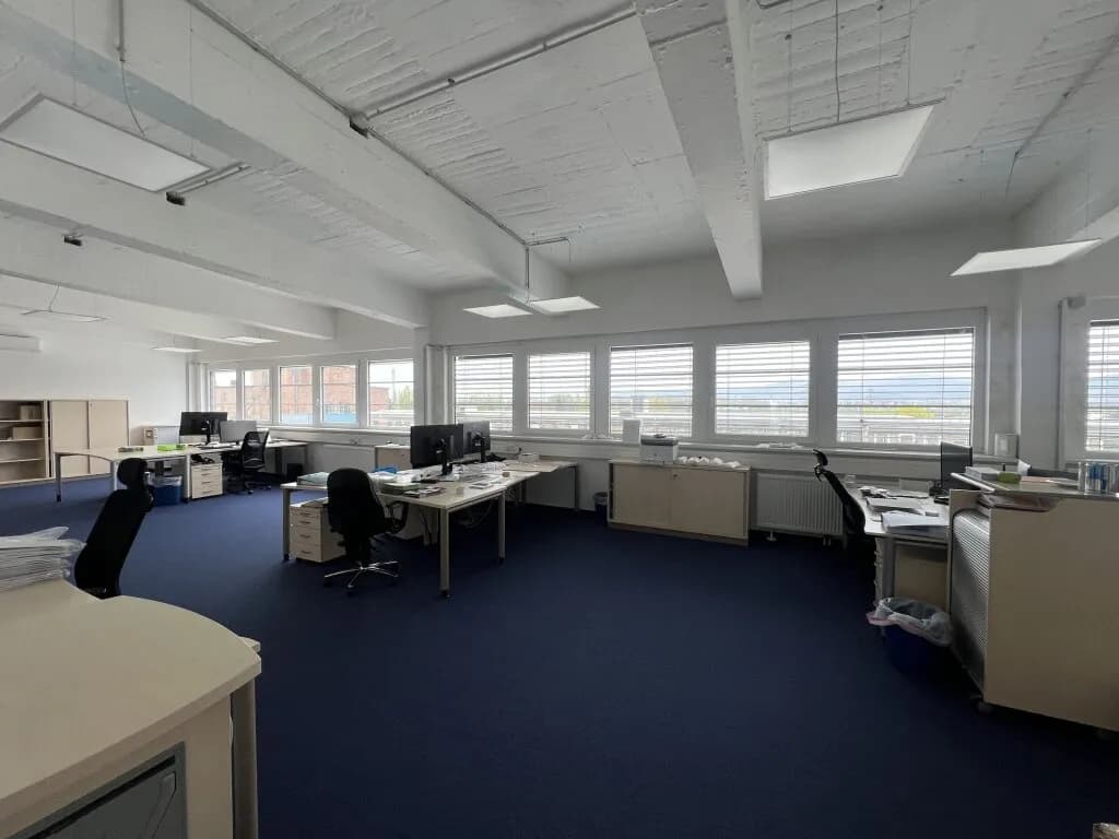 Gewerbeimmobilie mieten in Baden – 693 m², € 6.895 – Bild 2 von 11