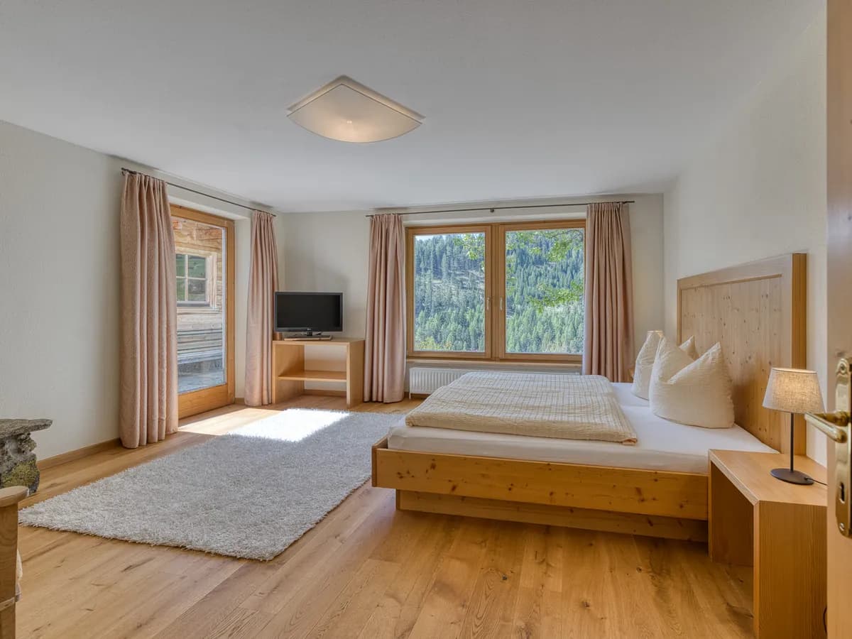 21-Zimmer-Haus kaufen in Landeck – 681 m² – Bild 3 von 10