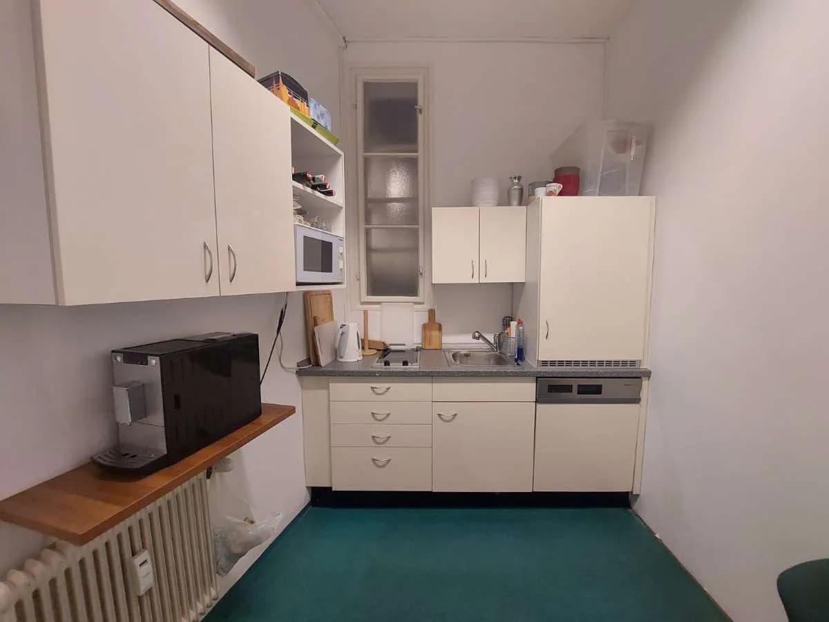 7-Zimmer-Gewerbeimmobilie mieten in Graz – 204 m², € 11 – Bild 12 von 12