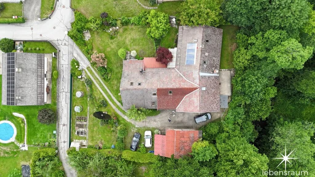 8-Zimmer-Haus kaufen in Klagenfurt – 275 m², € 490.000 – Bild 2 von 25