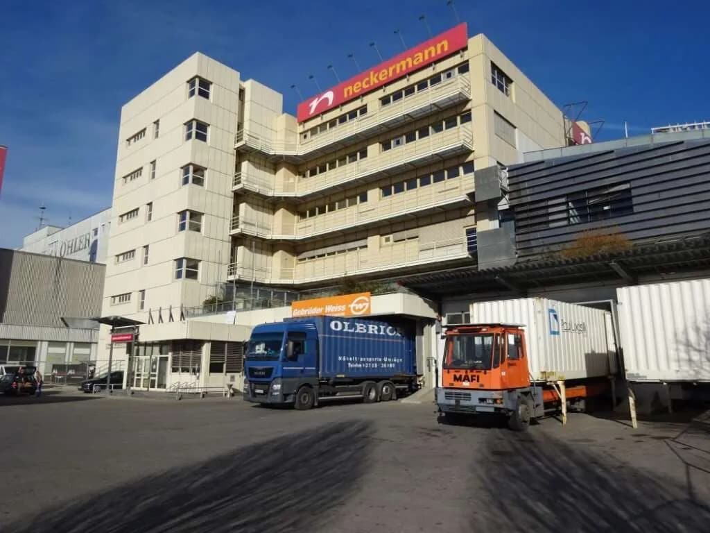 Gewerbeimmobilie mieten in Graz – 700 m², € 7 – Bild 2 von 27