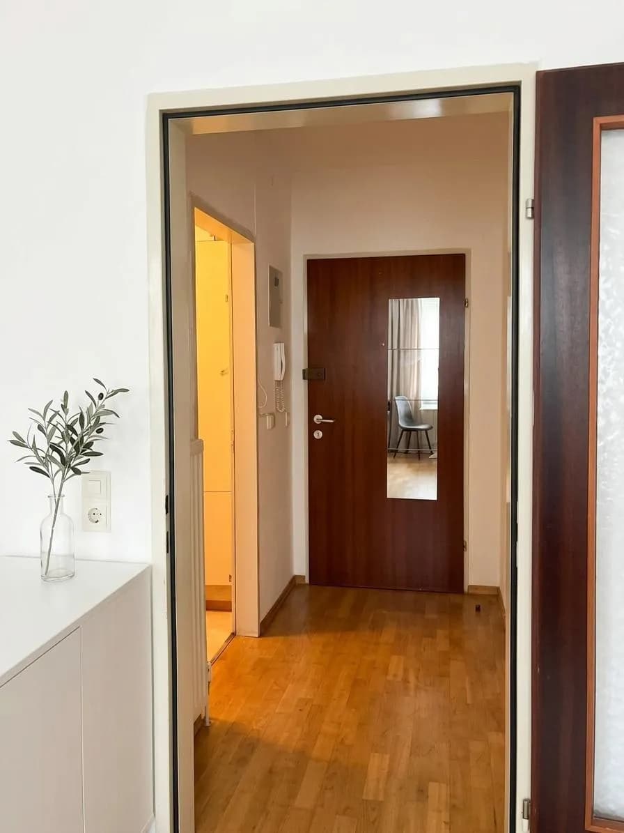 2-Zimmer-Wohnung mieten in Wels – 49 m², € 870 – Bild 5 von 16