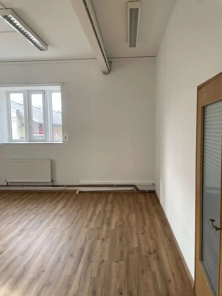 Gewerbeimmobilie mieten in Braunau am Inn – 33 m², € 347 – Bild 4 von 5