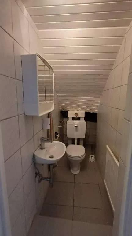 6-Zimmer-Haus kaufen in Jennersdorf – 140 m², € 399.000 – Bild 38 von 47