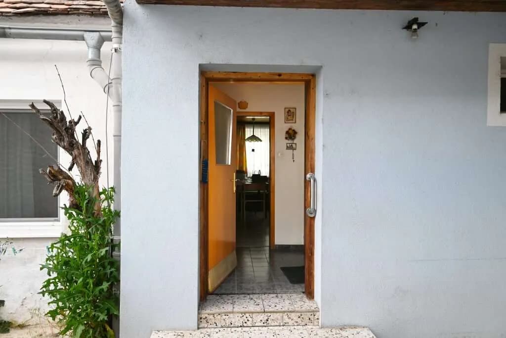 3-Zimmer-Haus kaufen in Hollabrunn – 94 m², € 109.000 – Bild 8 von 18