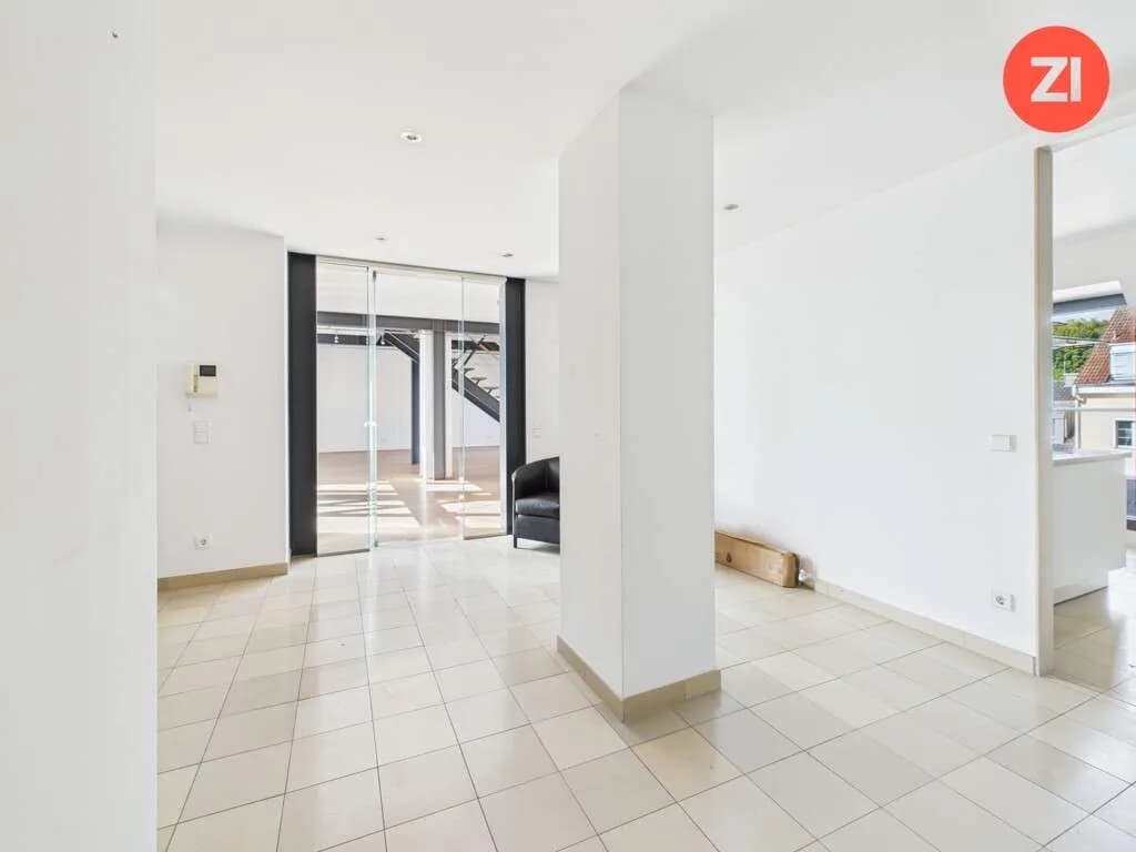 3-Zimmer-Wohnung mieten in Linz – 250 m², € 3.723 – Bild 10 von 23