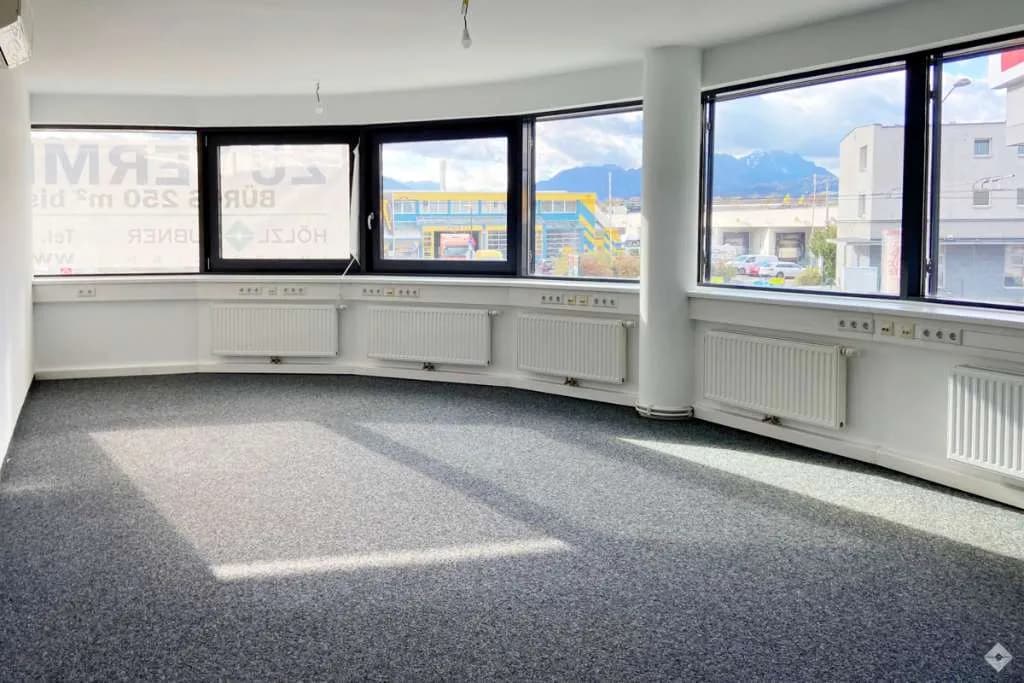 Gewerbeimmobilie mieten in Salzburg Stadt – 316 m², € 4.430 – Bild 2 von 9