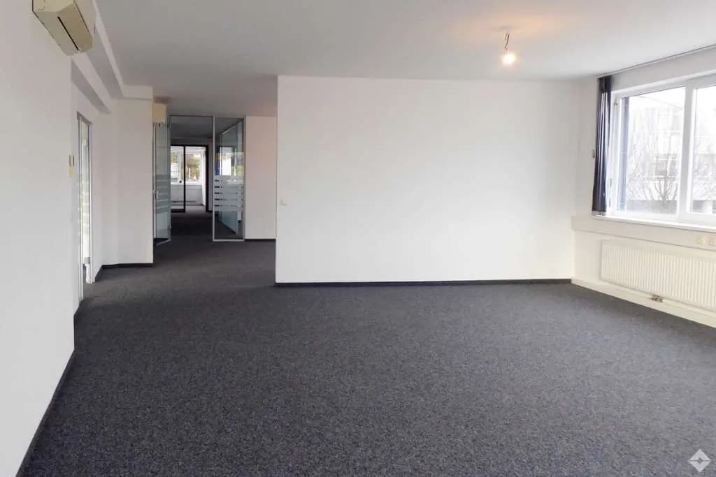 Gewerbeimmobilie mieten in Salzburg Stadt – 316 m², € 4.430 – Bild 3 von 9