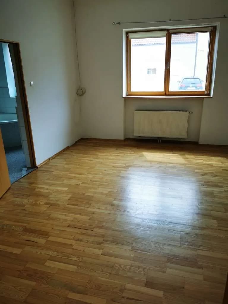 2-Zimmer-Wohnung mieten in Mistelbach – 106 m², € 750 – Bild 11 von 16