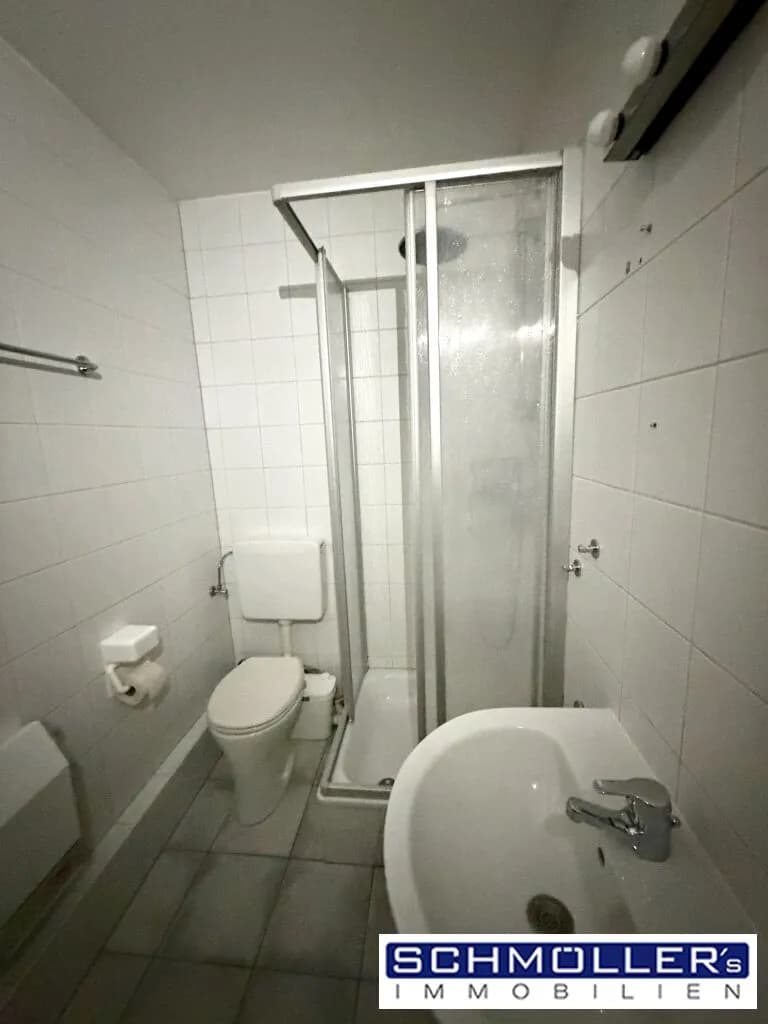 1-Zimmer-Gewerbeimmobilie mieten in Wels – 40 m², € 415 – Bild 7 von 10