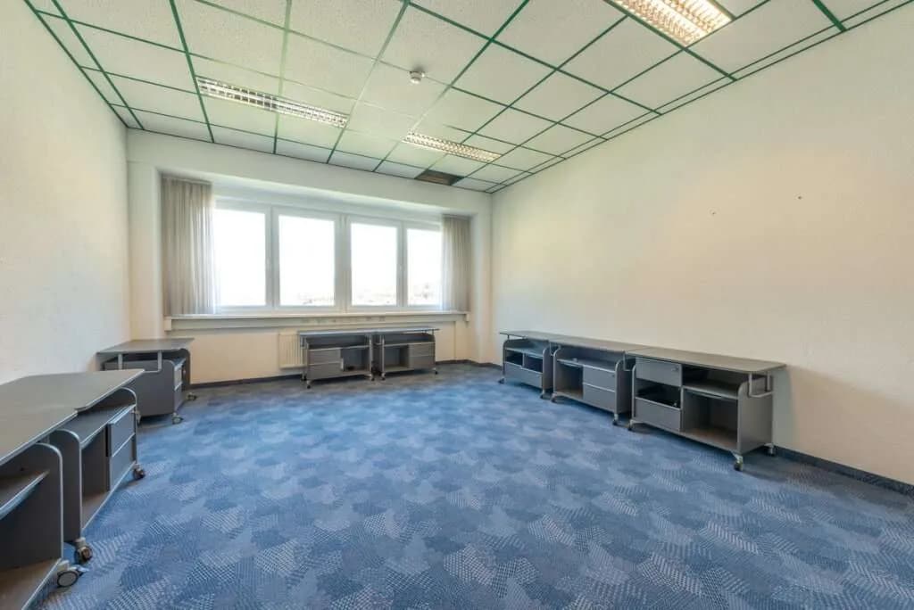 Gewerbeimmobilie mieten in Gmunden – 1 230 m², € 9.840 – Bild 7 von 17