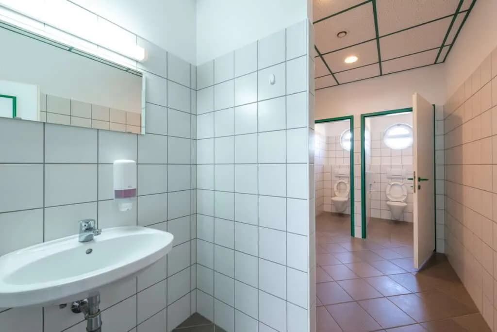 Gewerbeimmobilie mieten in Gmunden – 1 230 m², € 9.840 – Bild 10 von 17