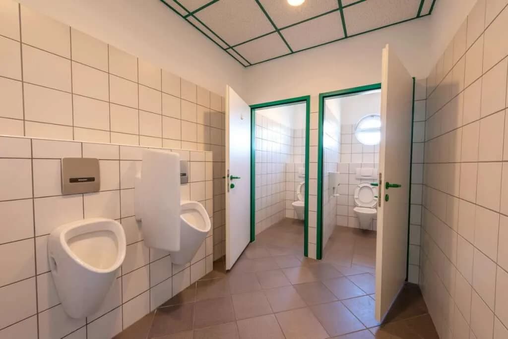 Gewerbeimmobilie mieten in Gmunden – 1 230 m², € 9.840 – Bild 11 von 17