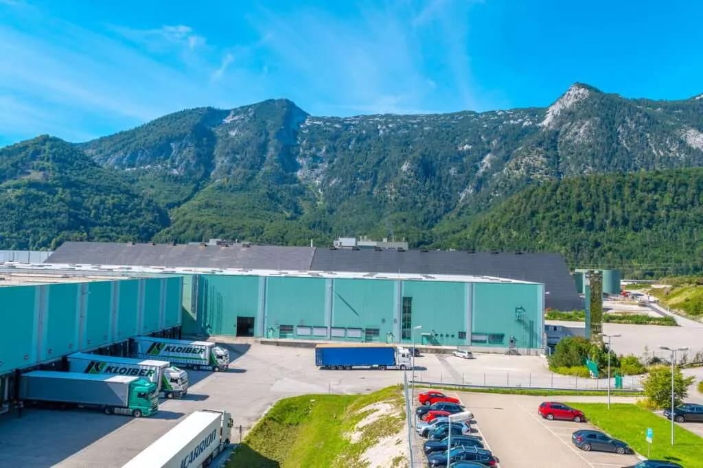Gewerbeimmobilie mieten in Gmunden – 1 230 m², € 9.840 – Bild 13 von 17