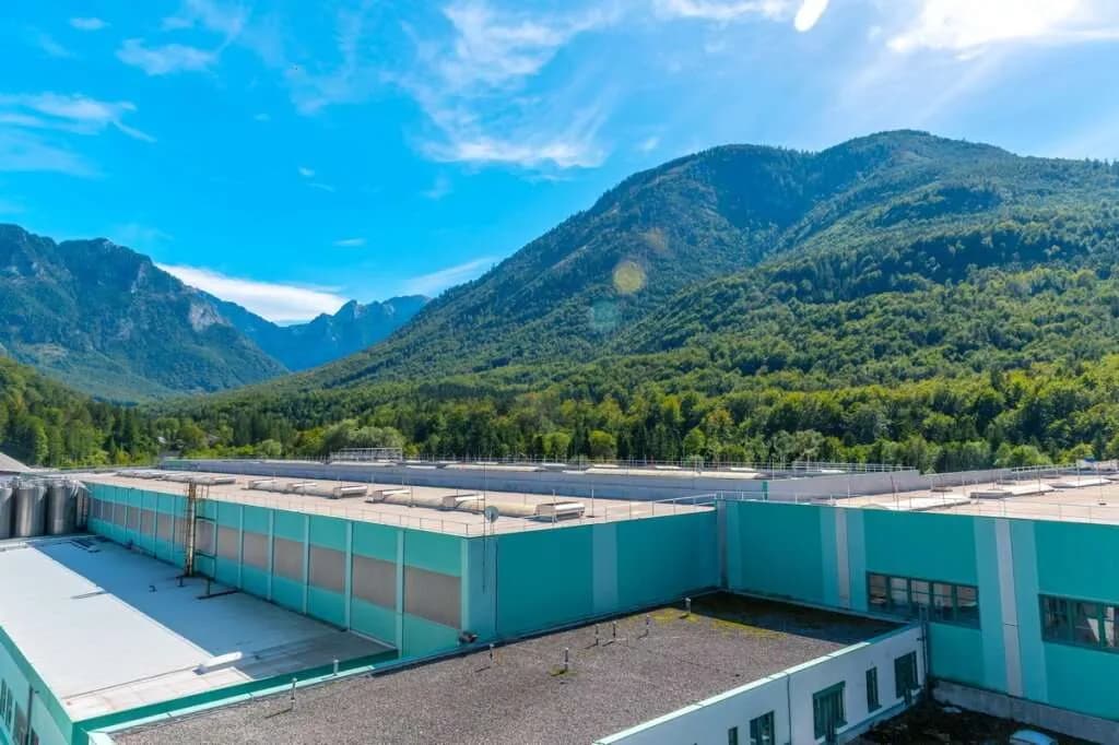 Gewerbeimmobilie mieten in Gmunden – 1 230 m², € 9.840 – Bild 14 von 17