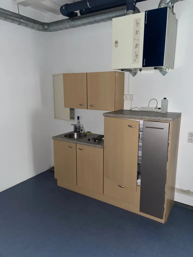 Gewerbeimmobilie mieten in Ried im Innkreis – 100 m², € 1.164 – Bild 11 von 17