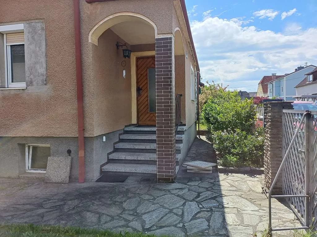 Haus kaufen in Linz Land – 120 m², € 430.000 – Bild 3 von 11