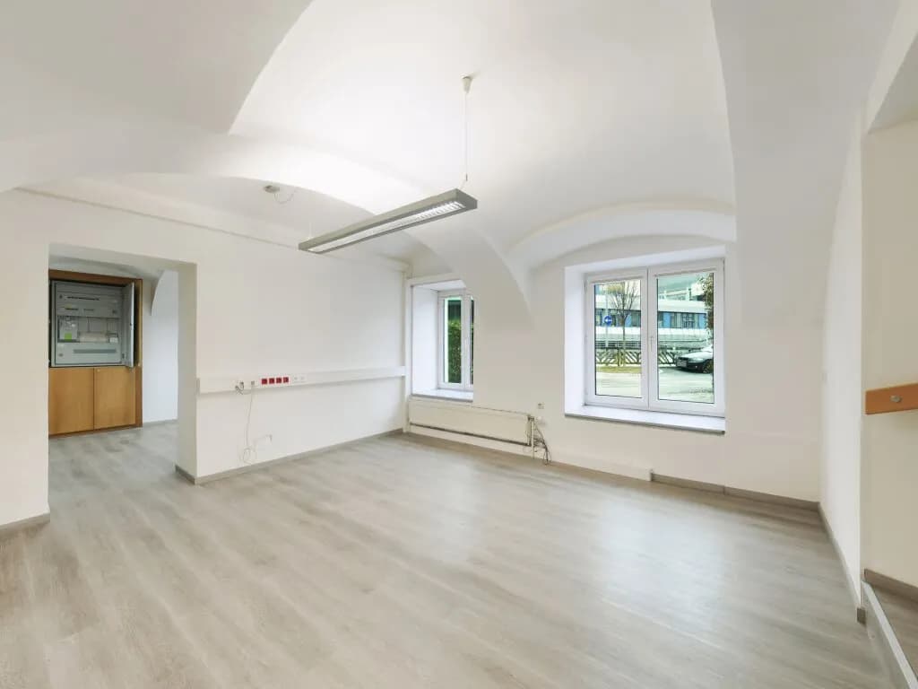 3-Zimmer-Gewerbeimmobilie mieten in Weiz – 86 m², € 800