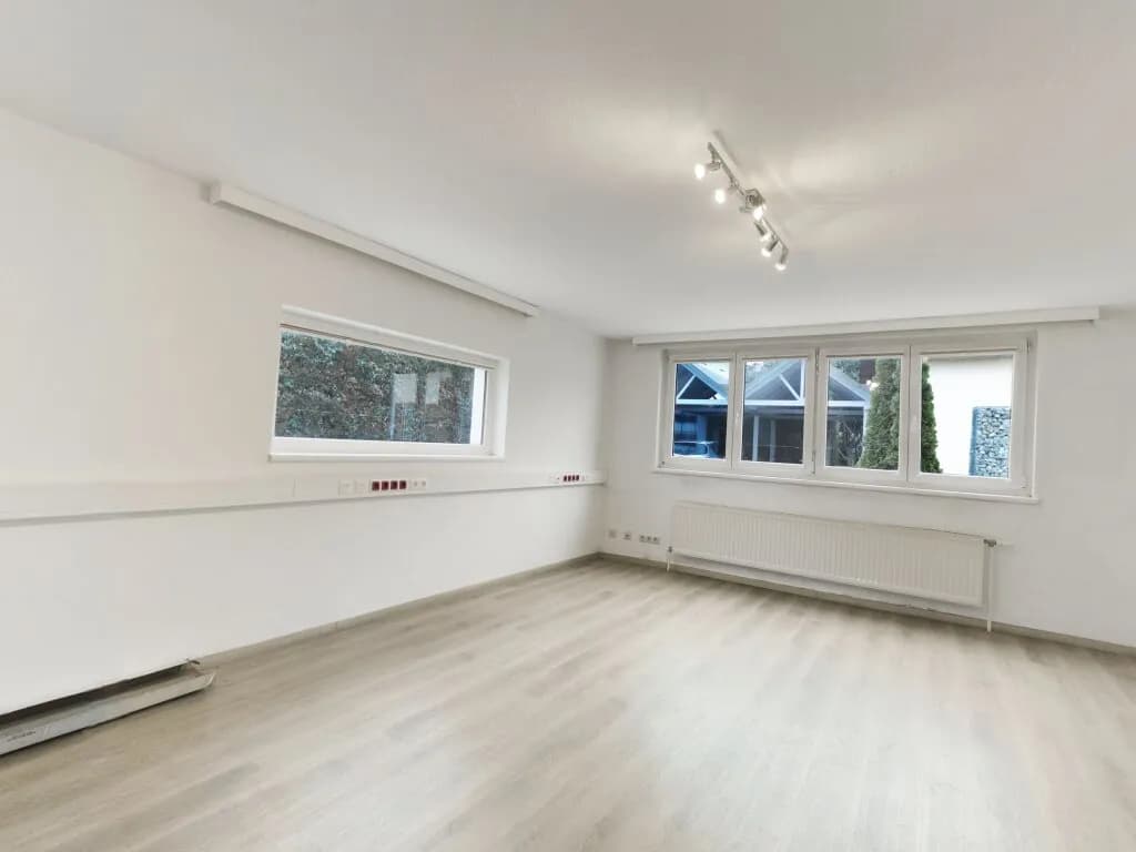 3-Zimmer-Gewerbeimmobilie mieten in Weiz – 86 m², € 800 – Bild 3 von 11