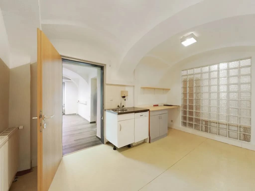 3-Zimmer-Gewerbeimmobilie mieten in Weiz – 86 m², € 800 – Bild 4 von 11