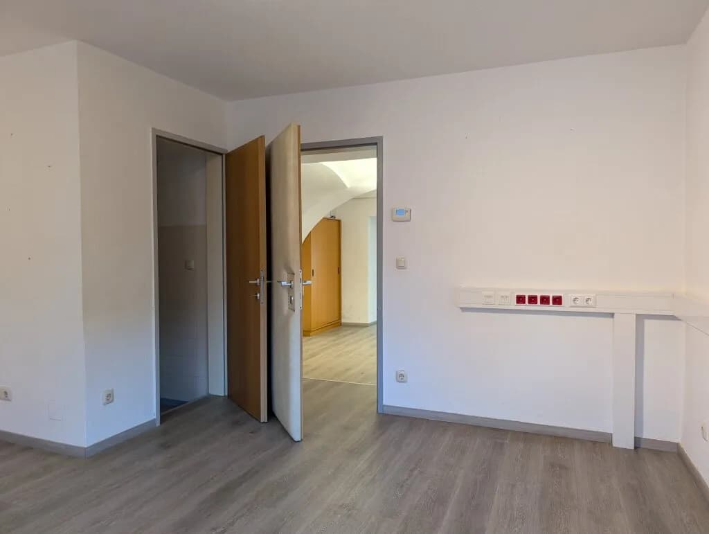 3-Zimmer-Gewerbeimmobilie mieten in Weiz – 86 m², € 800 – Bild 8 von 11