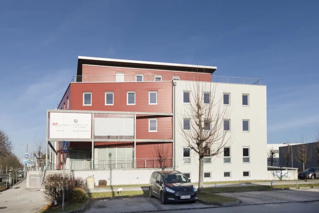 Gewerbeimmobilie mieten in Linz – 60 m², € 953 – Bild 3 von 4