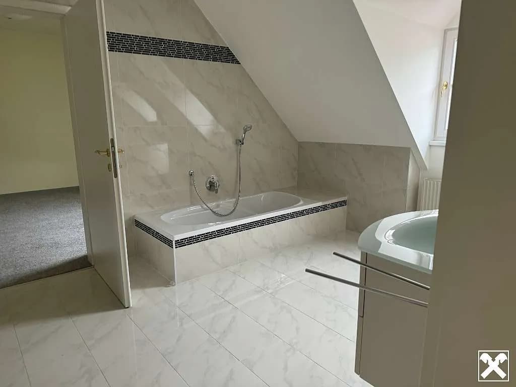 Wohnung mieten in Wiener Neustadt – 210 m², € 2.430 – Bild 8 von 19