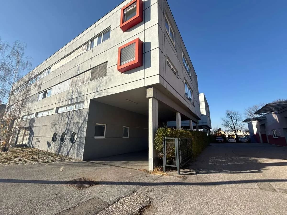Gewerbeimmobilie mieten in Wien – 206 m², € 9.602 – Bild 1 von 25